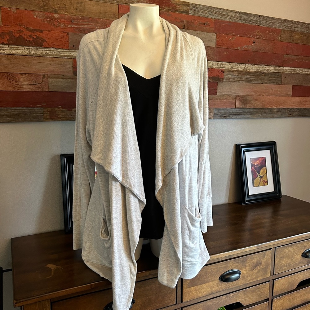 Athleta light grey stretch cardigan